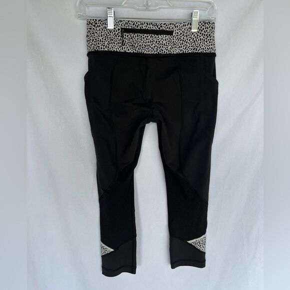 Lululemon Pace Rival Crop Leggings Black White Mosaic Luxtreme size 6 - Picture 4 of 6
